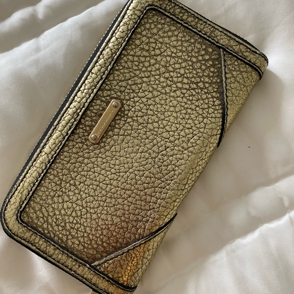 BURBERRY zip wallet - Picture 4 of 7